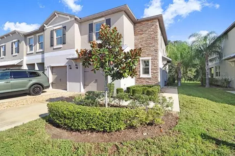 9536 Pembrooke Pines Dr, Sun City Center, FL 33573