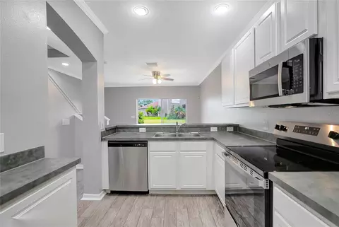 Kitchen - 12316 Healey Summit Ln, Riverview, FL 33579 photo 3 of 6