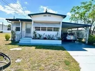 1611 Blue Lake Dr, Lakeland, FL 33801
