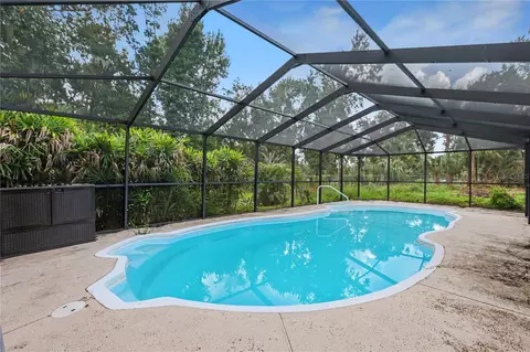 Exterior - 8224 Revels Rd, Riverview, FL 33569 photo 6 of 10
