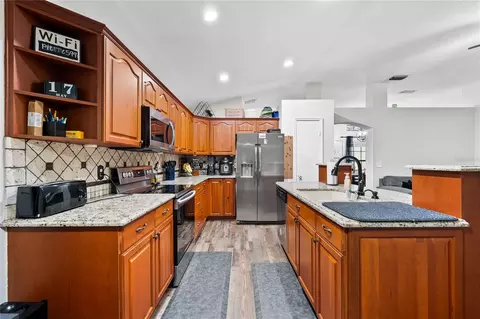 Kitchen - 10511 Deepbrook Dr, Riverview, FL 33569 photo 1 of 6
