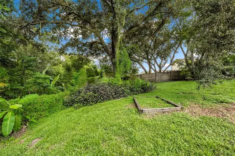 Exterior - 10511 Deepbrook Dr, Riverview, FL 33569 photo 8 of 9