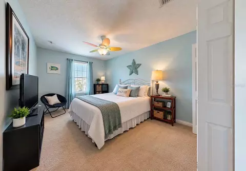 Bedroom - 337 Star Shell Dr, Apollo Beach, FL 33572 photo 4 of 4