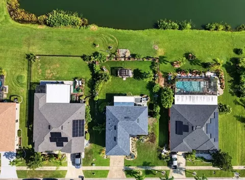 View/Area - 337 Star Shell Dr, Apollo Beach, FL 33572 photo 6 of 10