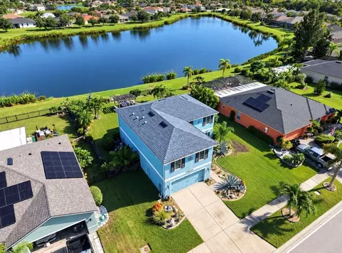 View/Area - 337 Star Shell Dr, Apollo Beach, FL 33572 photo 8 of 10