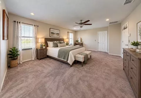 Bedroom - 337 Star Shell Dr, Apollo Beach, FL 33572 photo 2 of 4