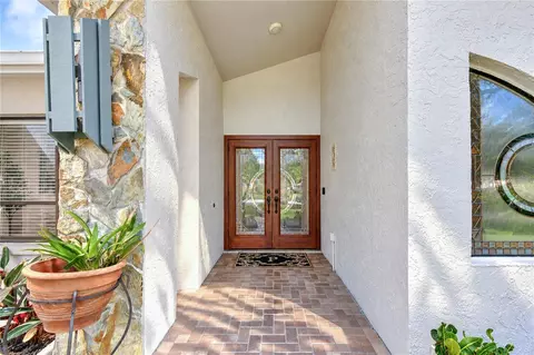Entry Way - 503 Preakness Pl, Seffner, FL 33584 photo 4 of 4