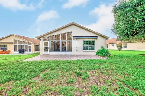 Exterior - 11314 Shadow Moss Ct, Spring Hill, FL 34609 photo 5 of 6