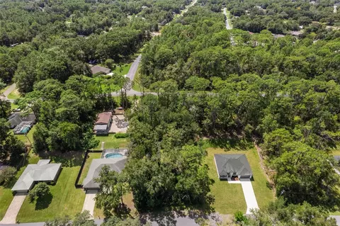 2626 W Fairway Loop, Citrus Springs, FL 34434