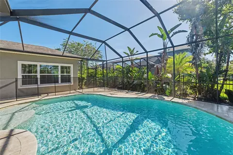 Exterior - 5806 Shell Ridge Dr, Lithia, FL 33547 photo 4 of 8