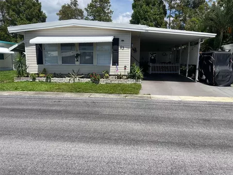 63 Royal Palm Cir, Largo, FL 33778