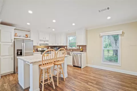 Kitchen - 12713 Darren Pl, Riverview, FL 33579 photo 2 of 6
