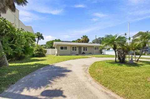 1604 1st St, Indian Rocks Beach, FL 33785