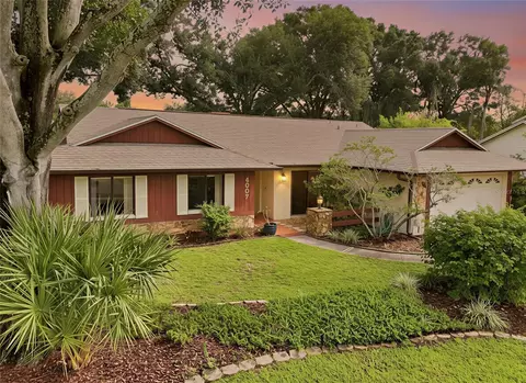 4607 Cloverlawn Dr, Tampa, FL 33624