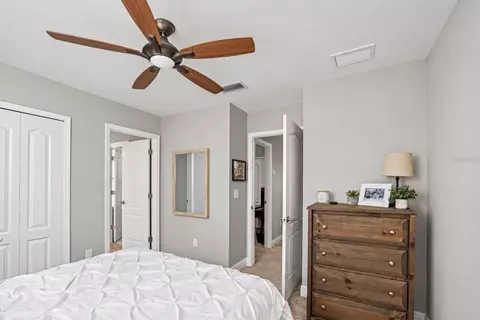 Bedroom - 3820 Shimmering Oaks Dr, Parrish, FL 34219 photo 4 of 6