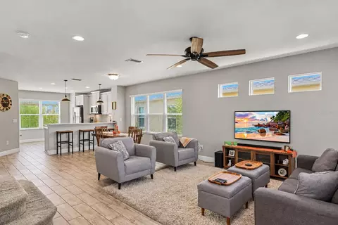 Living - 3820 Shimmering Oaks Dr, Parrish, FL 34219 photo 3 of 3