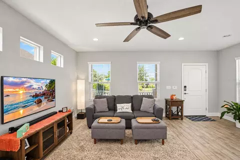 Living - 3820 Shimmering Oaks Dr, Parrish, FL 34219 photo 1 of 3
