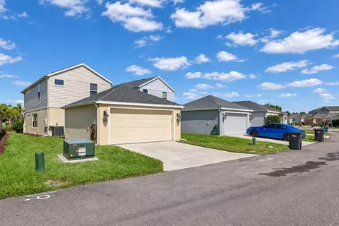 Other - 3820 Shimmering Oaks Dr, Parrish, FL 34219 photo 6 of 12