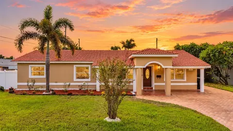 6414 24th Ave N, Saint Petersburg, FL 33710