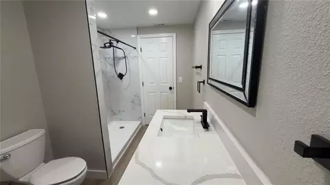 Bath - 1359 Tyler Ave, Spring Hill, FL 34606 photo 2 of 3