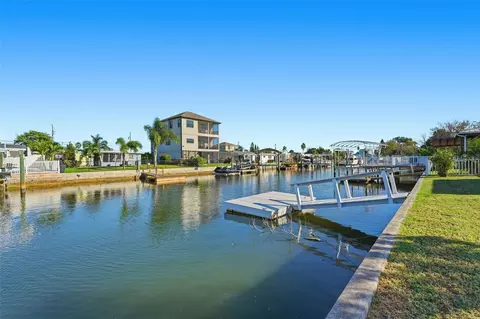 View/Area - 13614 Evelane Dr, Hudson, FL 34667 photo 2 of 8