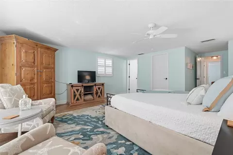 Bedroom - 13614 Evelane Dr, Hudson, FL 34667 photo 2 of 5