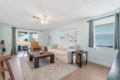 Living - 13614 Evelane Dr, Hudson, FL 34667 photo 3 of 4