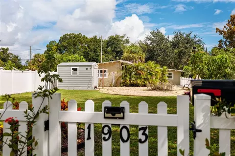 1903 30th Ave N, Saint Petersburg, FL 33713