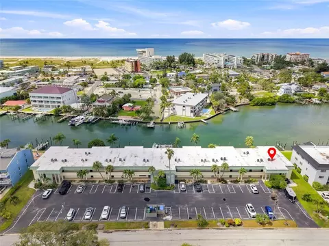 12000 Capri Cir #15, Treasure Island, FL 33706