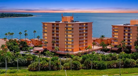 7430 Sunshine Skyway Ln S #901, Saint Petersburg, FL 33711