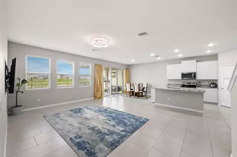 33503 Field Maple Loop, Wesley Chapel, FL 33545 photo 2