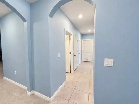 Entry Way - 175 Sunset Point Dr, Ormond Beach, FL 32174 photo 4 of 4