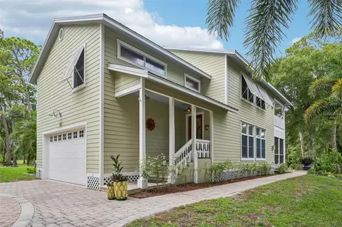 817 Oak Vista Dr, Sarasota, FL 34232