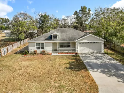 608 Masters Ave, Wildwood, FL 34785