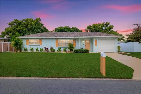 8834 108th Ln, Seminole, FL 33772