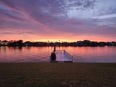 770 Island Way #N103, Clearwater Beach, FL 33767