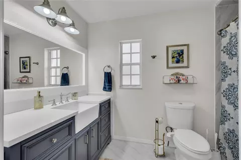 Bath - 7801 Alafia Dr, Riverview, FL 33578 photo 1 of 3