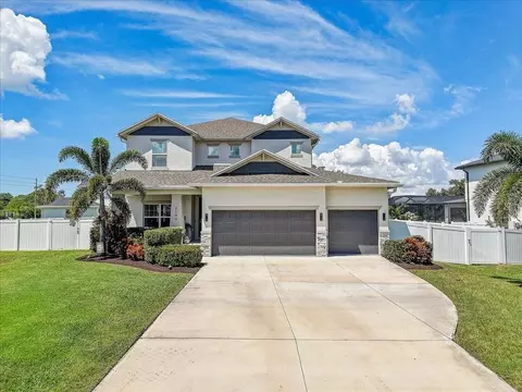 2194 Fairway Ave S, Saint Petersburg, FL 33712