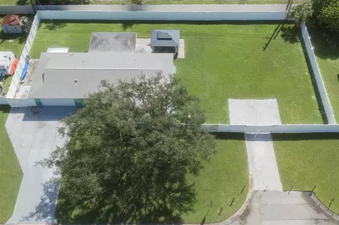 View/Area - 397 36th St SE, Largo, FL 33771 photo 3 of 11