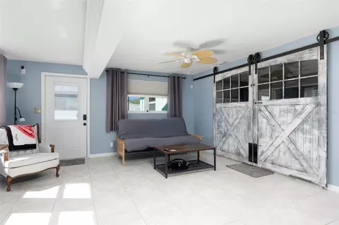 Living - 397 36th St SE, Largo, FL 33771 photo 2 of 2