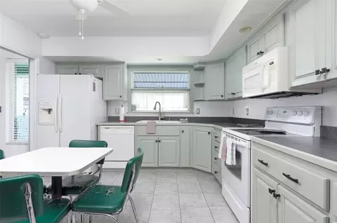 Kitchen - 397 36th St SE, Largo, FL 33771 photo 2 of 2