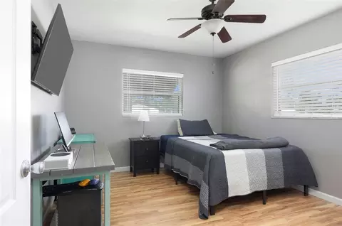 Bedroom - 397 36th St SE, Largo, FL 33771 photo 4 of 4