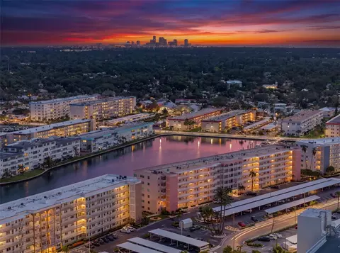 6025 Shore Blvd S #304, Gulfport, FL 33707