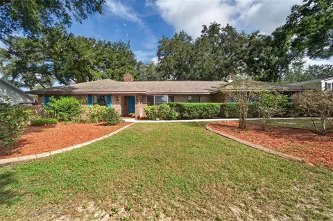 4104 Brooke Dr, Valrico, FL 33594