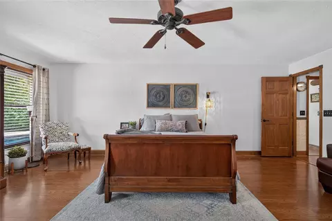 Bedroom - 906 Retriever Ave, Seffner, FL 33584 photo 3 of 9