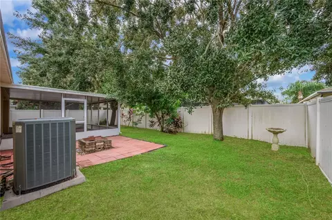 Exterior - 13935 Chalk Hill Pl, Riverview, FL 33579 photo 10 of 10