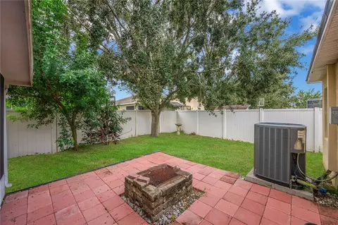 Exterior - 13935 Chalk Hill Pl, Riverview, FL 33579 photo 8 of 10