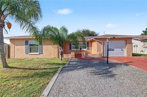 7501 Foxbloom Dr, Port Richey, FL 34668