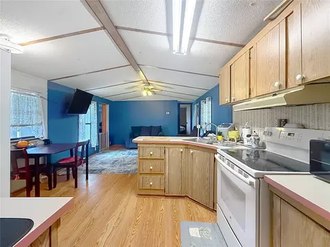 Kitchen - 19884 SE 110th Ct, Inglis, FL 34449 photo 1 of 3