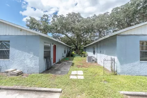 Exterior - 373 5th St NW, Largo, FL 33770 photo 7 of 8